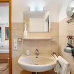Schneider 3*
