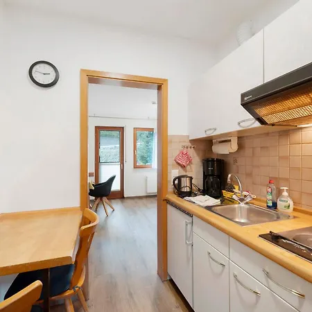 Schneider Vendégház 3*